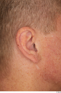 Steve Q ear 0002.jpg